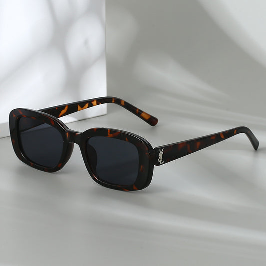 SQUARE SHADE | Anti-UV Square Trendy Sunglasses UAE