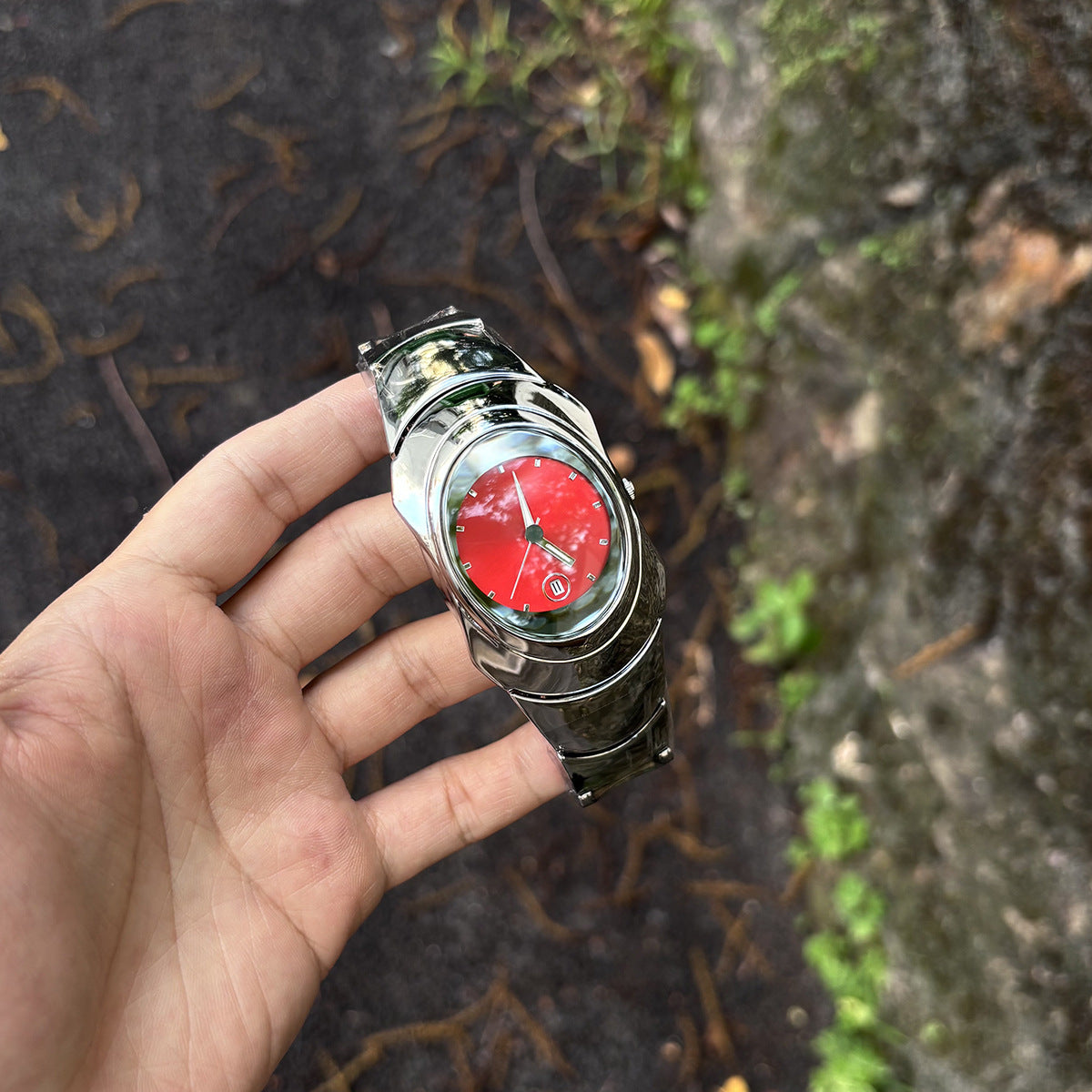 OAKLEY TIMEBOMB | Futuristic Chrome Quartz Watch