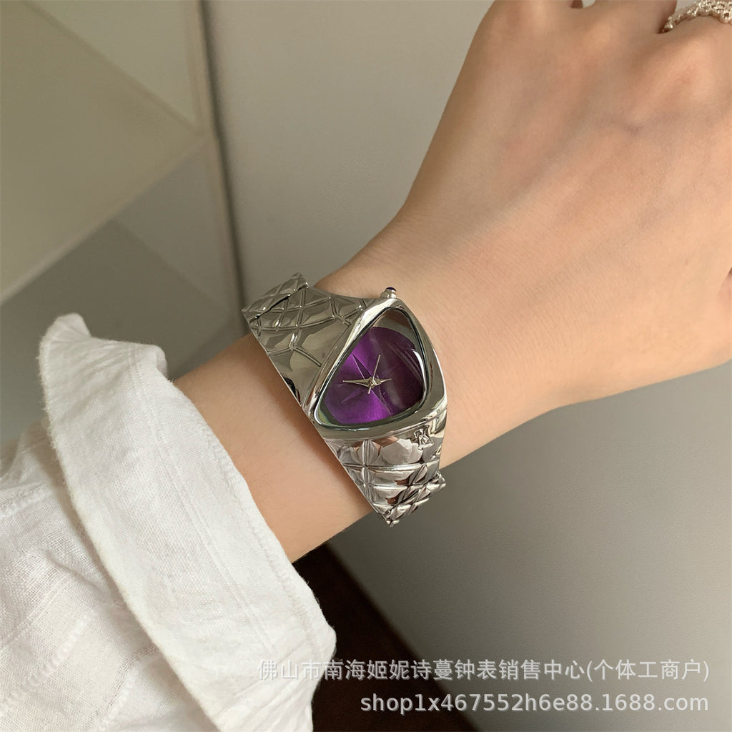 DRAGON EYE | Alien Retro Concept Watch