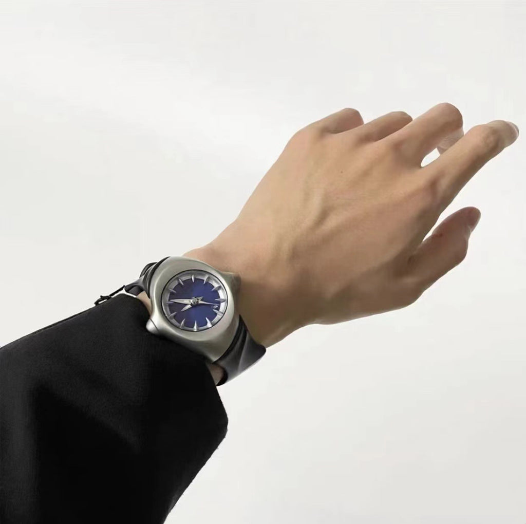 OAKLEY CRUSH | Vintage Y2K Futuristic Sports Watch UAE