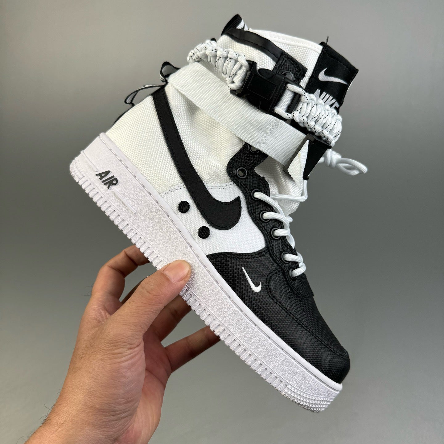 SF AIR FORCE 1 HIGH | White Black High-Top Utility Boots UAE