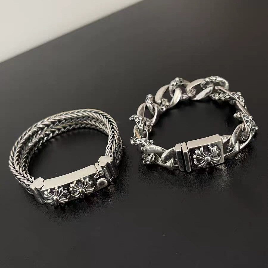CROSS LINK — Gothic Wristband
