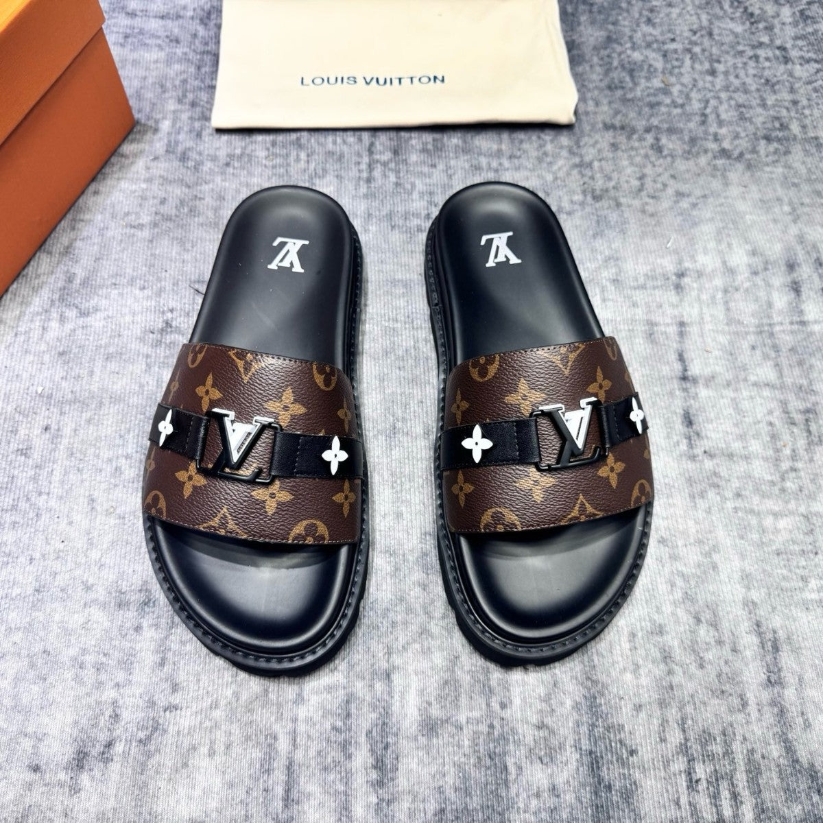 LETTER SLIDE | Classic Logo Luxury Slippers UAE