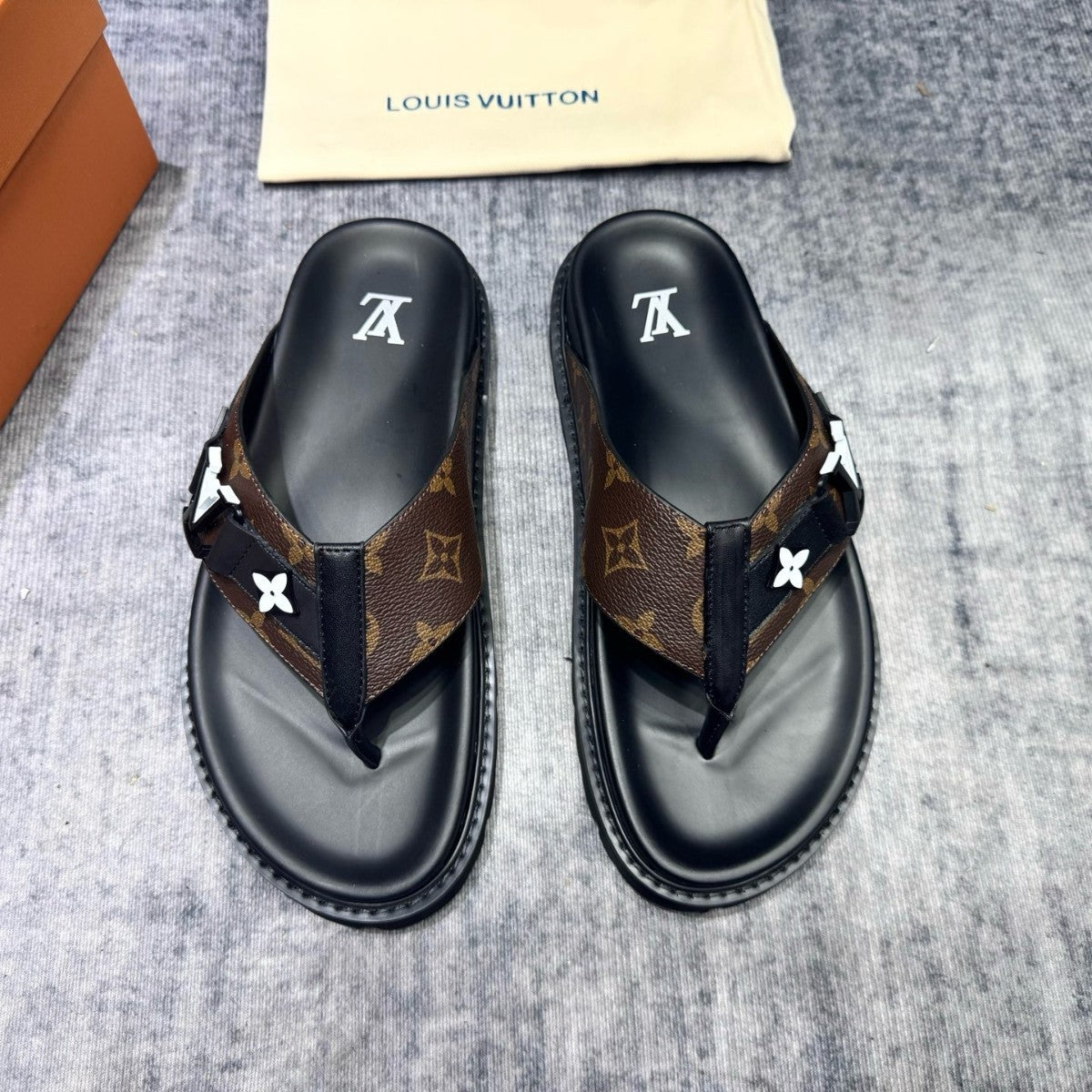 LETTER SLIDE | Classic Logo Luxury Slippers UAE