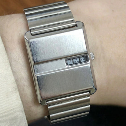 TRITIUM SPORTS | Wormhole Concept Gas Sports Watch