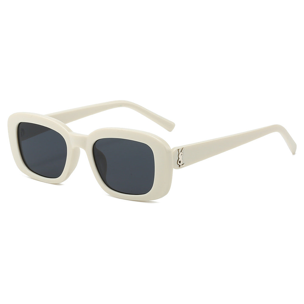 SQUARE SHADE | Anti-UV Square Trendy Sunglasses UAE