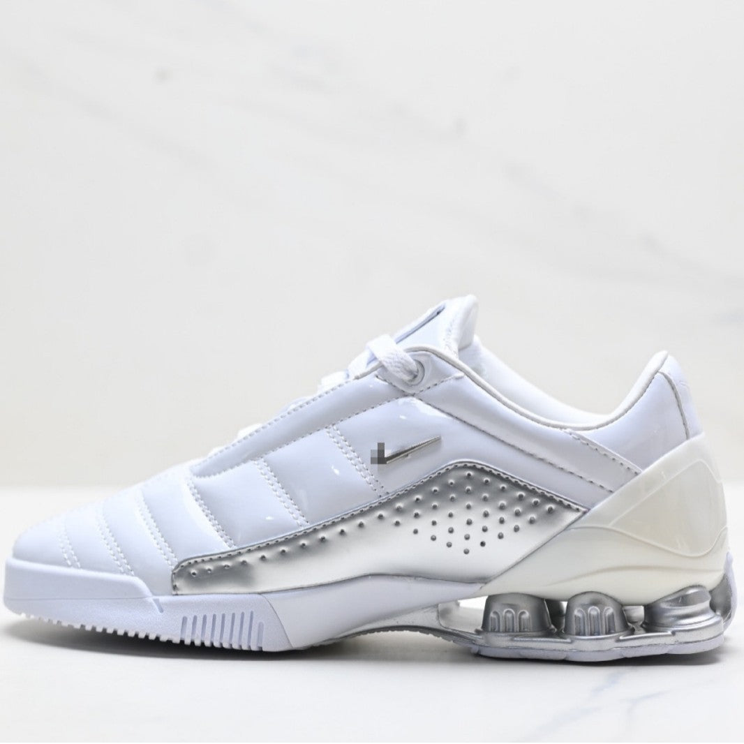 Total 90 Shox — Patent Leather Chrome Retro Low