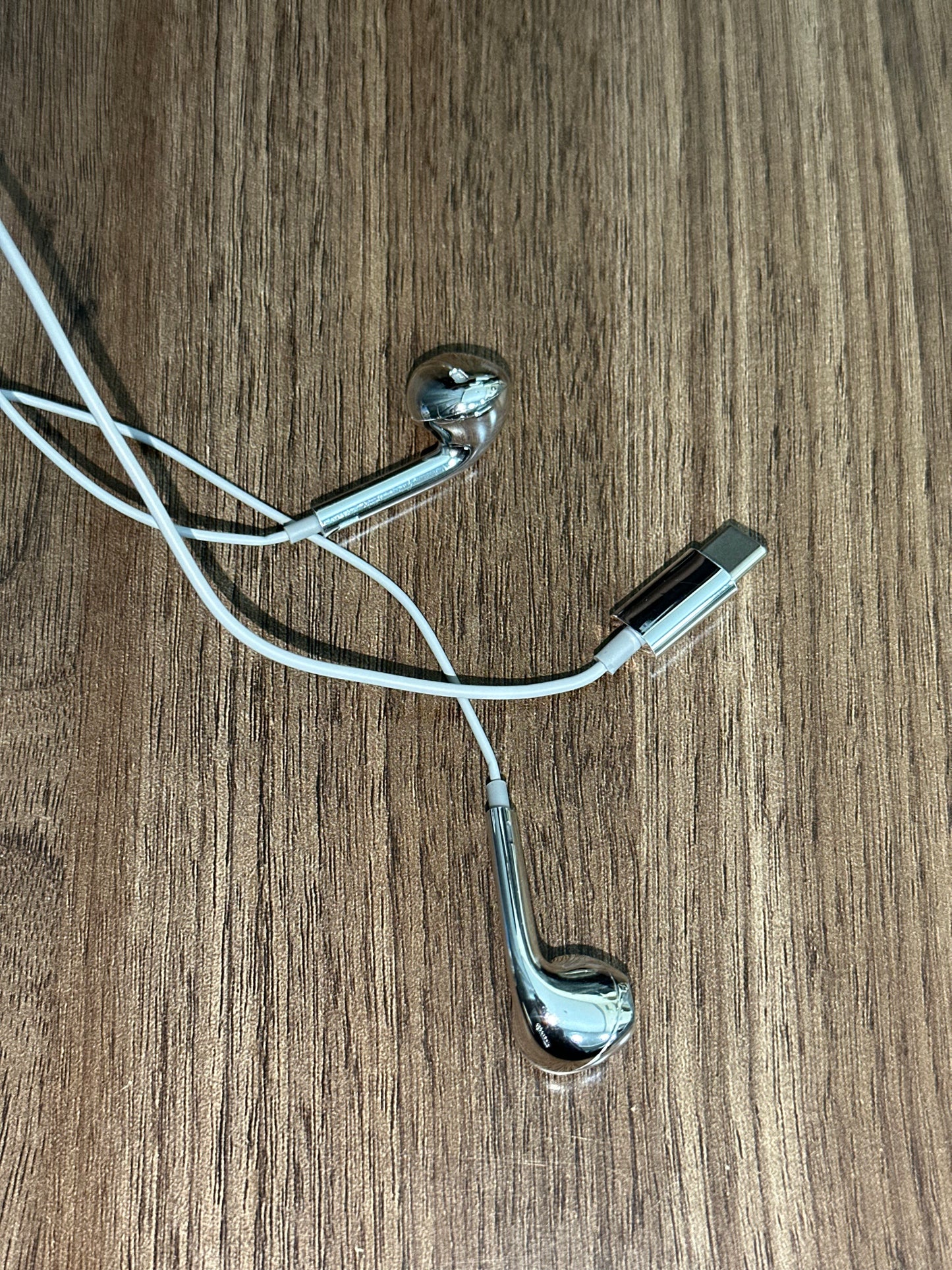 CHROME BUDS — Mirror Finish USB-C Earphones