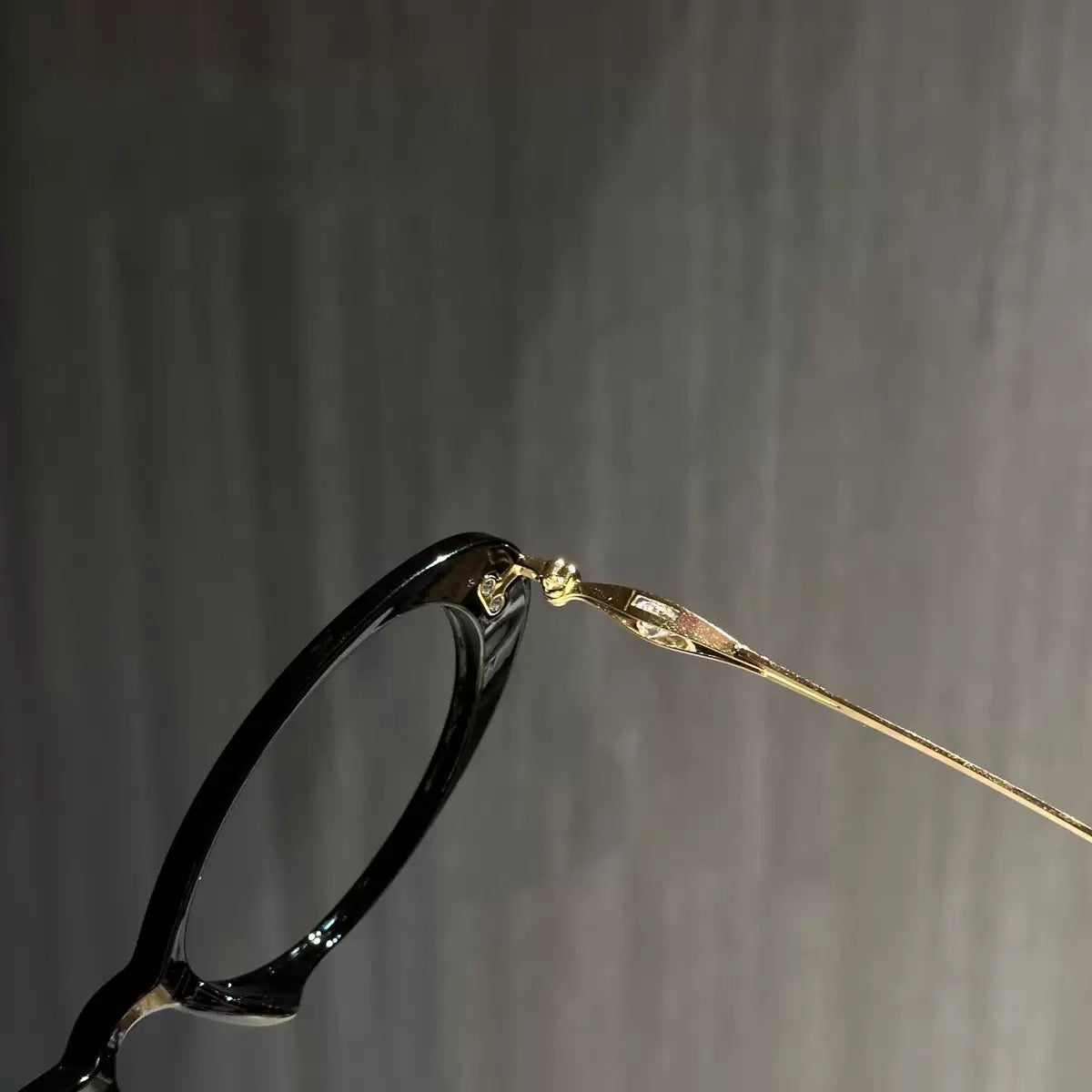Monroe Oval Eyewear