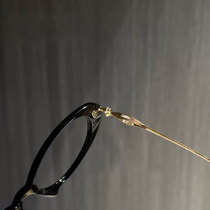 Monroe Oval Eyewear