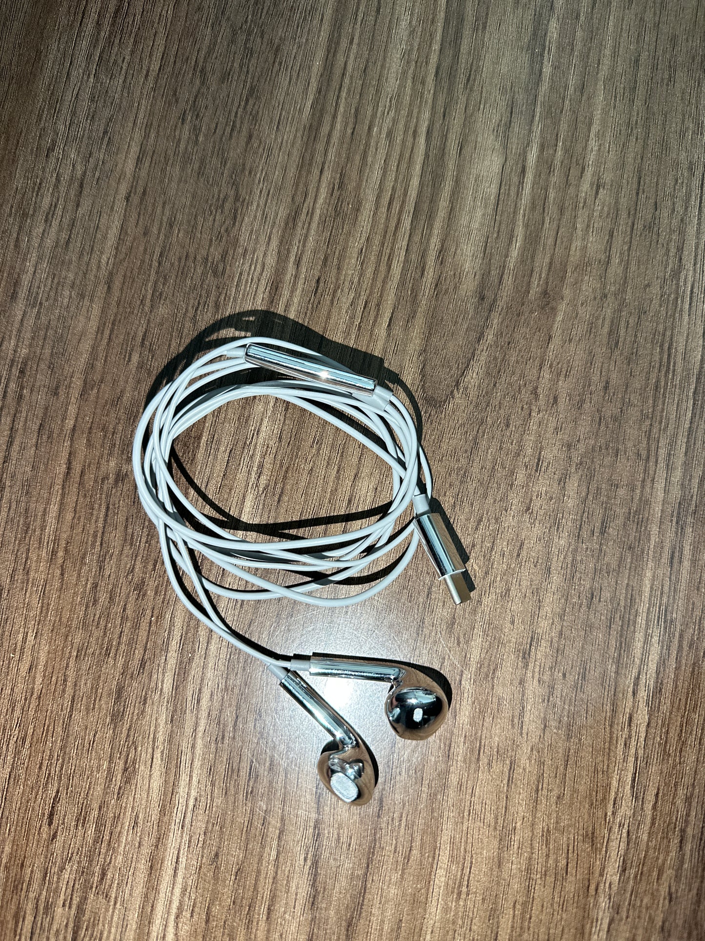 CHROME BUDS — Mirror Finish USB-C Earphones