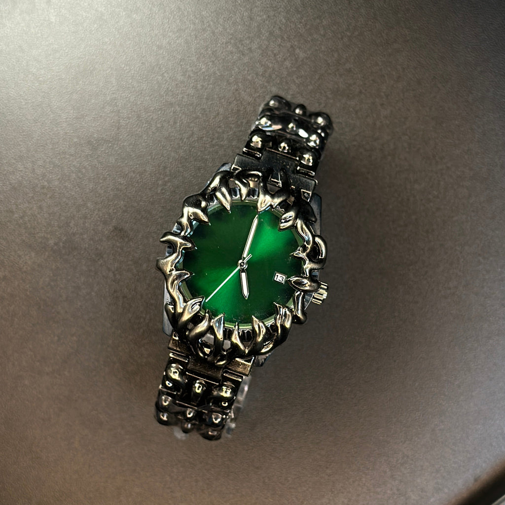 ALIEN CLAW | Luminous Futuristic Quartz Watch