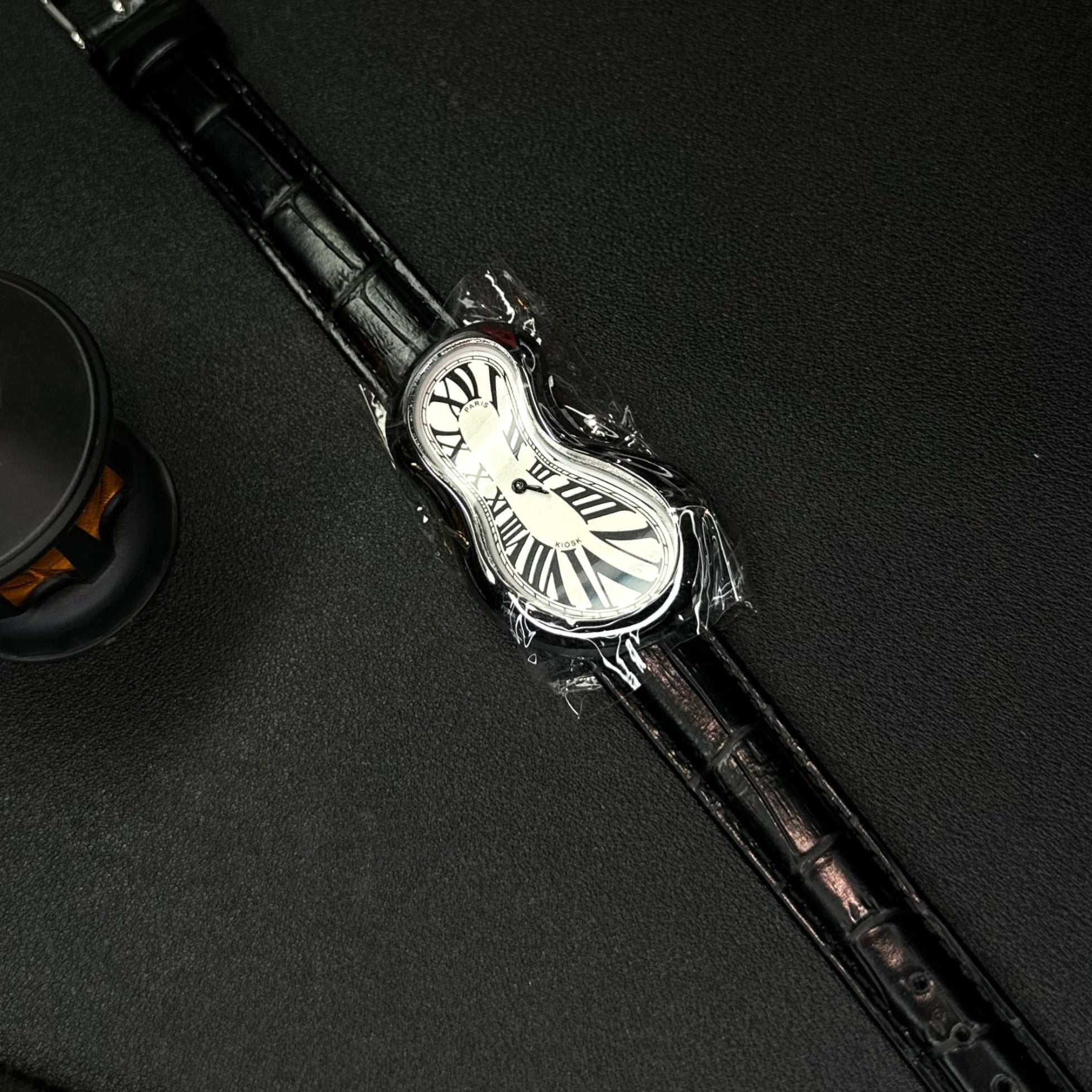 MELT | Distorted Face Y2K Quartz Watch