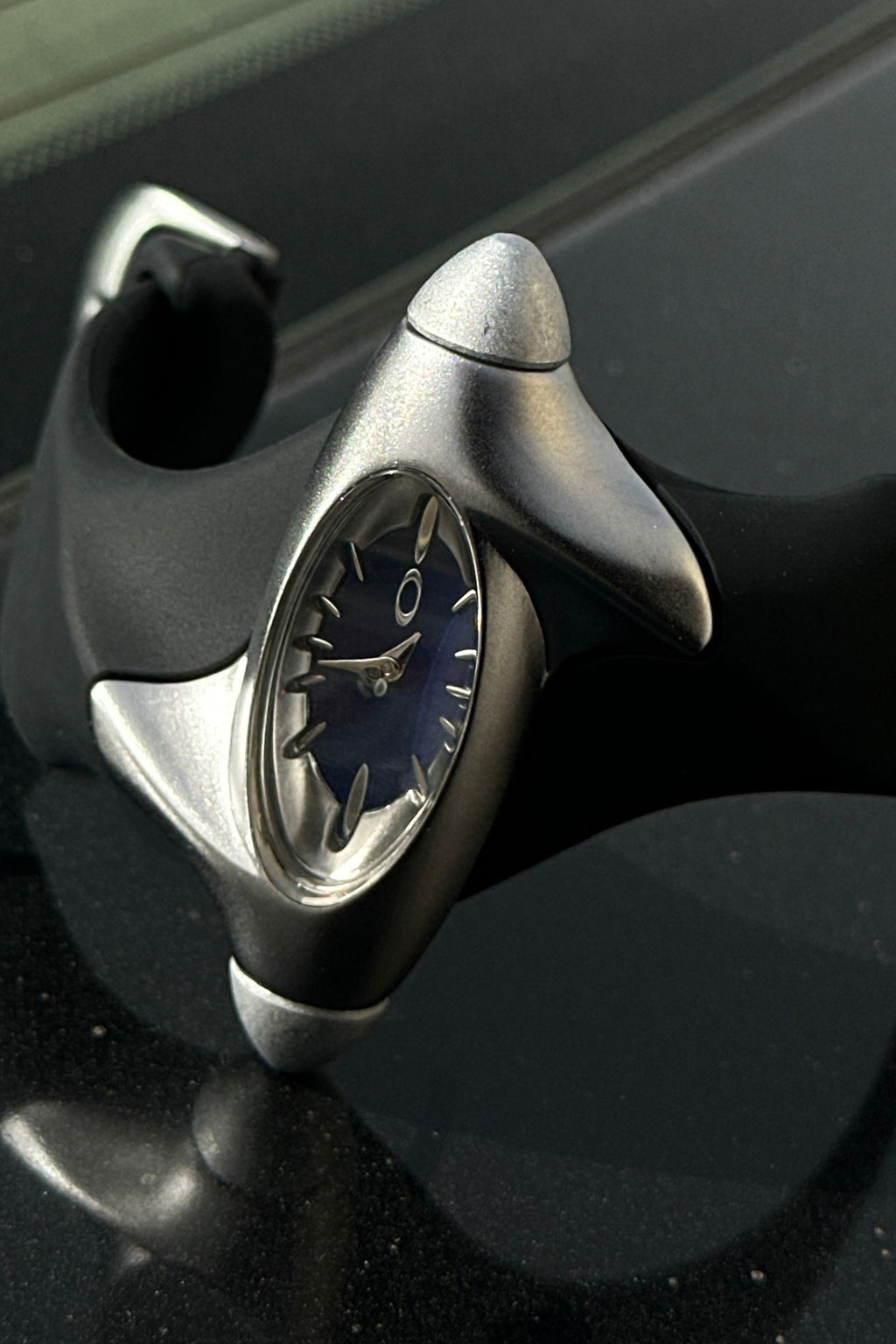OAKLEY TORPEDO | Original Concept Quartz Watch