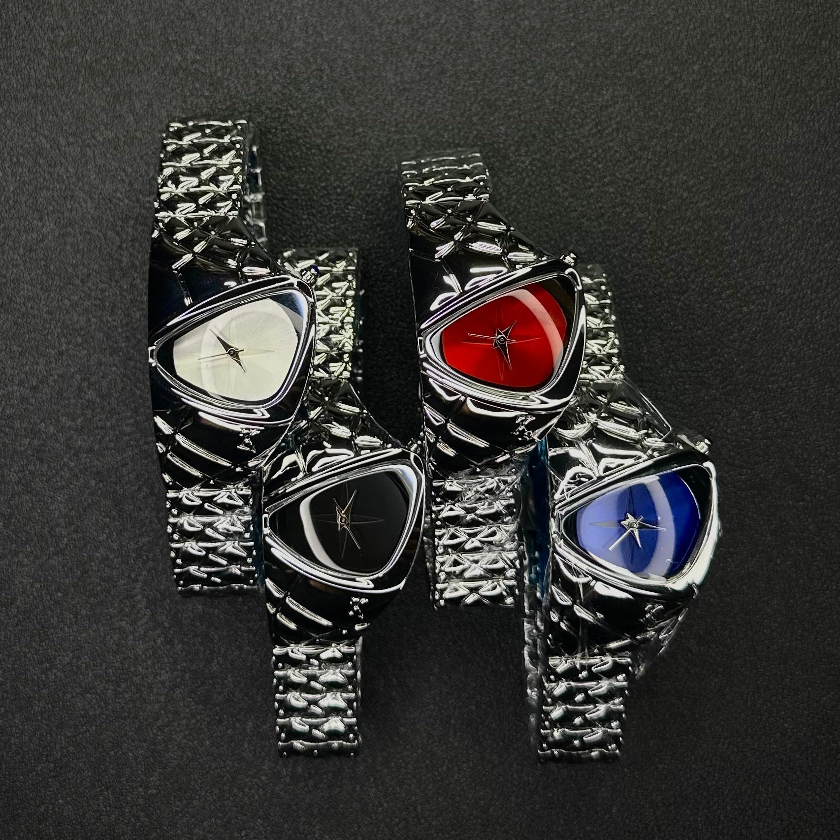 DRAGON EYE | Alien Retro Concept Watch