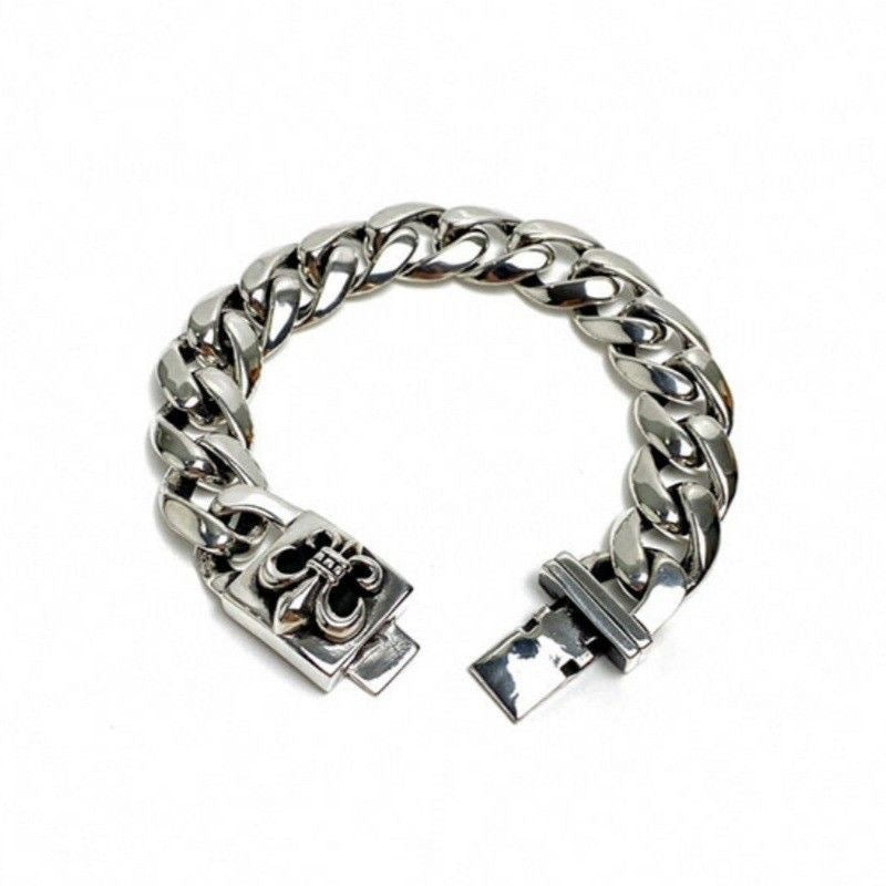 CROSS CHAIN II — Cuban Link Bracelet