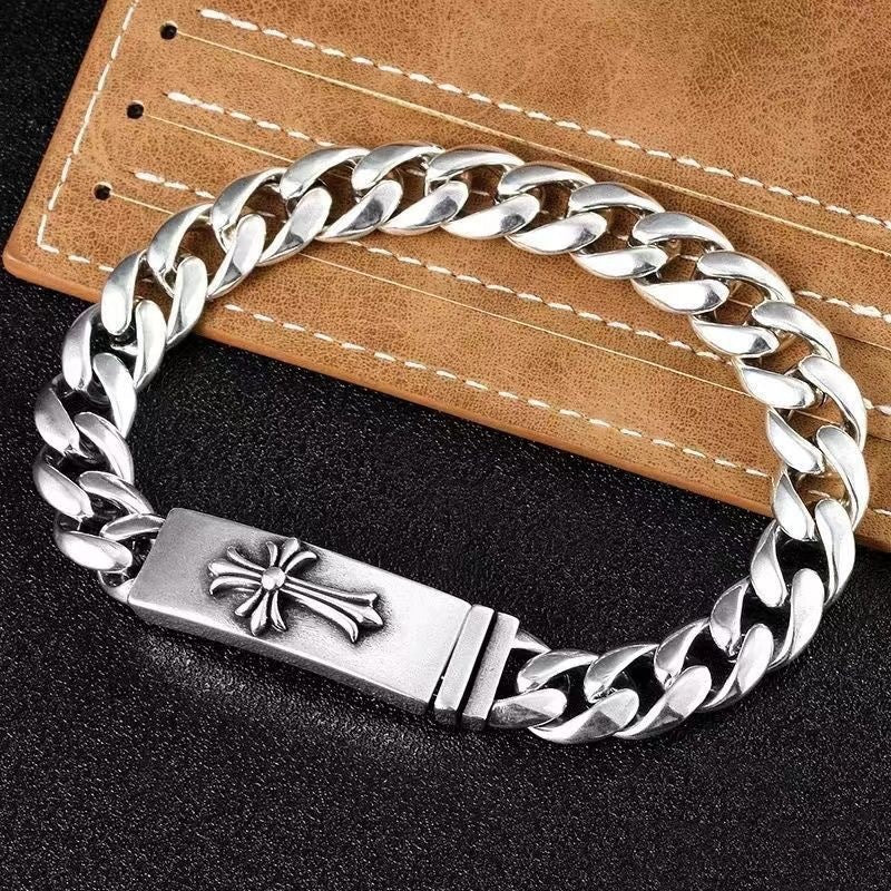 GOTHIC CROSS — Charm Bracelet